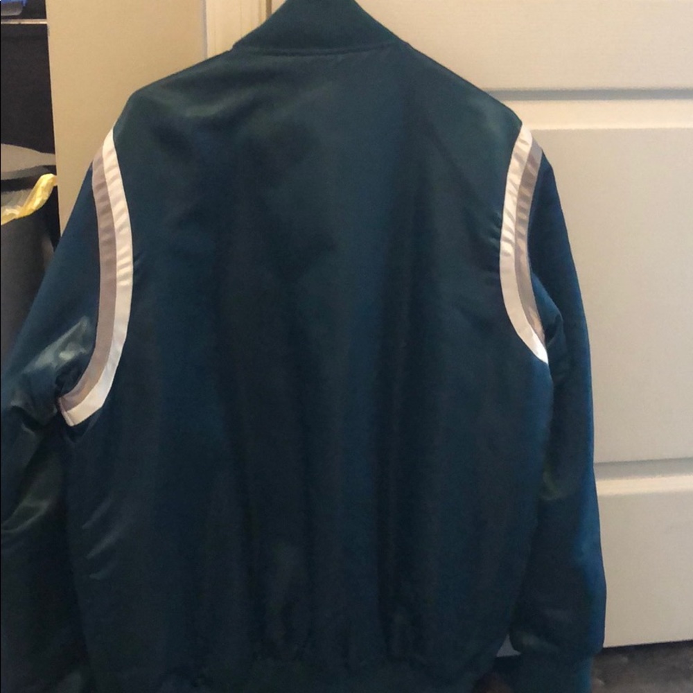 Men’s Jacket - Picture 2 of 5